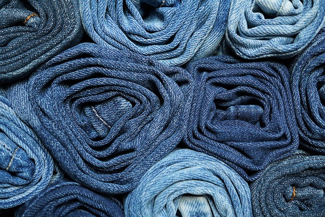 Read more about the article Стираем джинсы правильно, чтобы они сохранили свой цвет