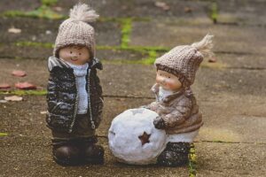 Read more about the article Почему важно носить шапку зимой: здоровье, комфорт и безопасность